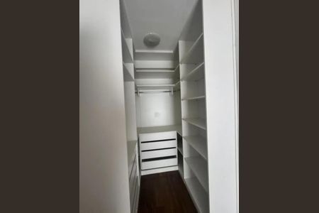 Quarto de apartamento para alugar com 3 quartos, 105m² em Chácara Pavoeiro, Cotia