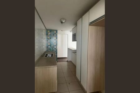 Cozinha de apartamento para alugar com 3 quartos, 105m² em Chácara Pavoeiro, Cotia