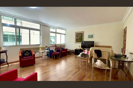 Sala de apartamento à venda com 3 quartos, 133m² em Paraíso, São Paulo