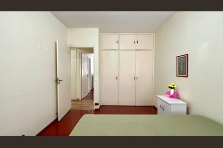 Apartamento à venda com 133m², 3 quartos e 1 vaga Apartamento à venda com 133m², 3 quartos e 1 vagaQuarto 2
