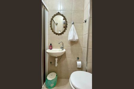 Apartamento à venda com 133m², 3 quartos e 1 vaga Apartamento à venda com 133m², 3 quartos e 1 vagaBanheiro de serviço