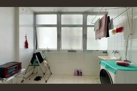Apartamento à venda com 133m², 3 quartos e 1 vaga Apartamento à venda com 133m², 3 quartos e 1 vagaÁrea de Serviço