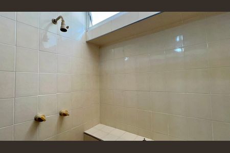 Apartamento à venda com 133m², 3 quartos e 1 vaga Apartamento à venda com 133m², 3 quartos e 1 vagaBanheiro