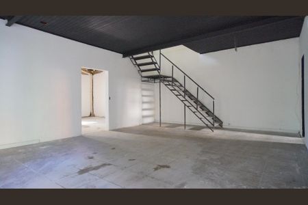 Sala  de casa para alugar com 3 quartos, 300m² em Floresta, Porto Alegre