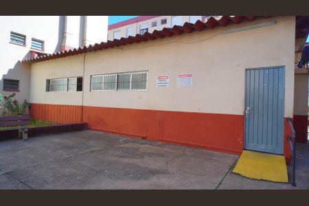 Apartamento para alugar com 28m², 1 quarto e sem vagaÁrea comum - Salão de festas