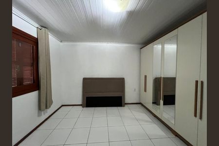 Casa para alugar com 200m², 2 quartos e 2 vagas Casa para alugar com 200m², 2 quartos e 2 vagasQuarto