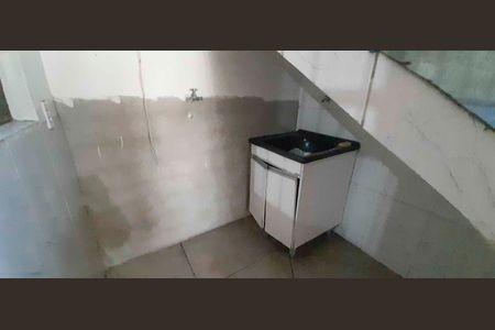 Casa à venda com 376m², 5 quartos e 1 vagaCasa 2 - Área de Serviço
