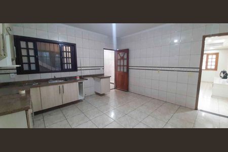 Casa à venda com 376m², 5 quartos e 1 vagaCasa 2 - Cozinha