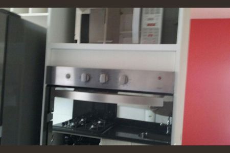 Cozinha de apartamento à venda com 2 quartos, 54m² em Vila Nova Esperia, Jundiaí