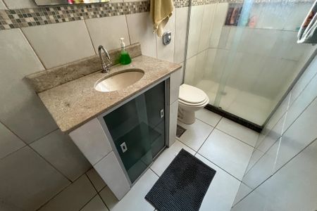 Apartamento à venda com 98m², 3 quartos e 1 vagaBanheiro 2