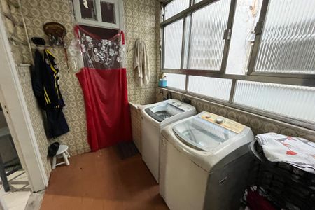 Apartamento à venda com 98m², 3 quartos e 1 vagaÁrea de Serviço