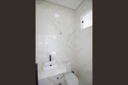 Casa à venda com 70m², 3 quartos e 1 vagaLavabo