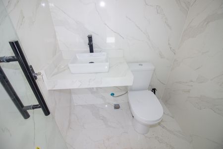 Casa à venda com 70m², 3 quartos e 1 vagaLavabo