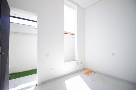 Sala de casa à venda com 3 quartos, 70m² em Tropical, Contagem