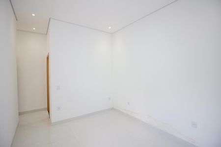 Quarto Suíte de casa à venda com 3 quartos, 70m² em Tropical, Contagem