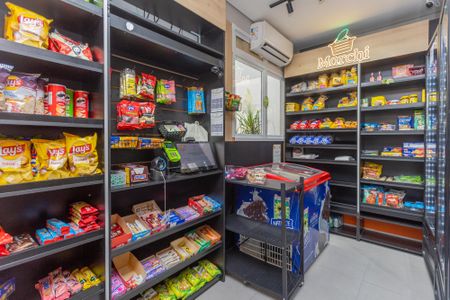 Apartamento à venda com 37m², 2 quartos e sem vagaMercado 24h