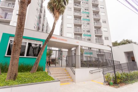 Apartamento à venda com 37m², 2 quartos e sem vaga Apartamento à venda com 37m², 2 quartos e sem vagaFachada e portaria