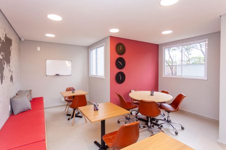 Apartamento à venda com 37m², 2 quartos e sem vaga Apartamento à venda com 37m², 2 quartos e sem vagaCoworking