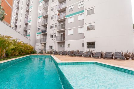 Apartamento à venda com 37m², 2 quartos e sem vaga Apartamento à venda com 37m², 2 quartos e sem vagaÁrea comum - Piscina