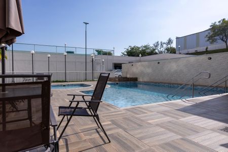 Apartamento para alugar com 61m², 2 quartos e 1 vagaÁrea comum - Piscina
