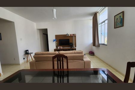 Apartamento para alugar com 90m², 3 quartos e sem vagaSala 