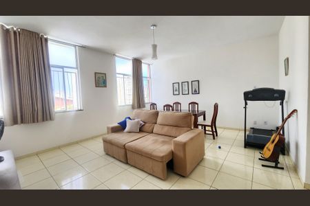 Apartamento para alugar com 90m², 3 quartos e sem vagaSala 