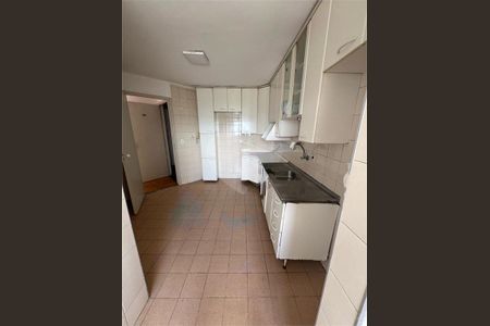 Apartamento à venda com 2 quartos, 64m² em Jardim Lourdes, São Paulo