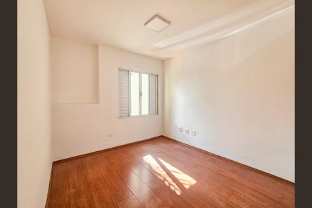 Casa à venda com 140m², 4 quartos e 2 vagasQuarto 1