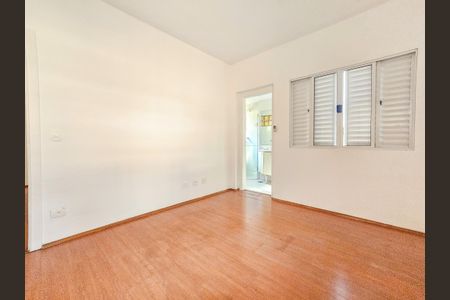 Casa à venda com 140m², 4 quartos e 2 vagasSuite 1