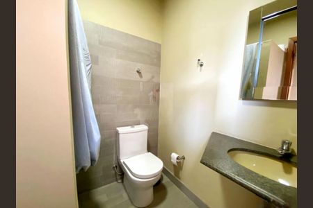 Casa à venda com 370m², 3 quartos e 4 vagas