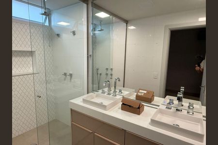 Apartamento à venda com 2 quartos, 158m² em Cerqueira César, São Paulo