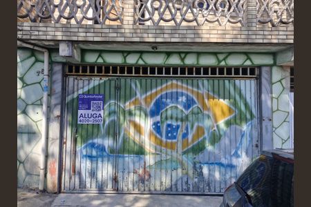 Casa para alugar com 60m², 2 quartos e sem vagaFachada