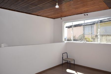 Sala de casa para alugar com 2 quartos, 60m² em Jardim São Bento Novo, Embu das Artes