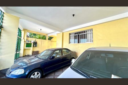 Casa à venda com 235m², 3 quartos e 3 vagasGaragem