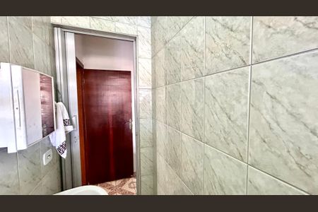 Casa à venda com 235m², 3 quartos e 3 vagasBanheiro da Suíte