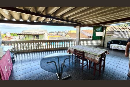 Casa à venda com 235m², 3 quartos e 3 vagasChurrasqueira