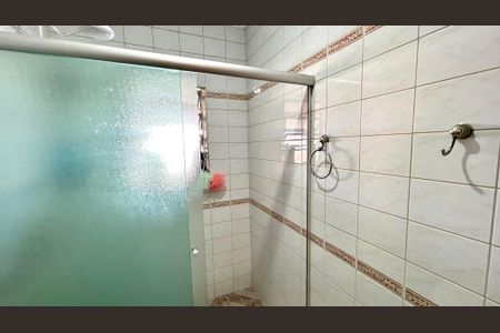 Casa à venda com 235m², 3 quartos e 3 vagasBanheiro 1