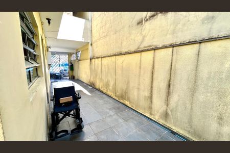 Casa à venda com 235m², 3 quartos e 3 vagasQuintal 