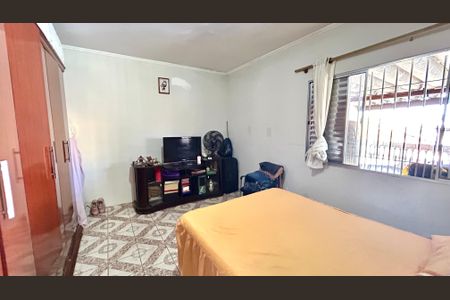 Casa à venda com 235m², 3 quartos e 3 vagasQuarto Suíte