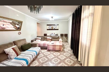 Sala de casa à venda com 3 quartos, 235m² em Jardim Valeria, Guarulhos