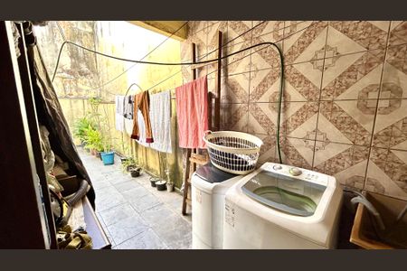 Casa à venda com 235m², 3 quartos e 3 vagasÁrea de Serviço