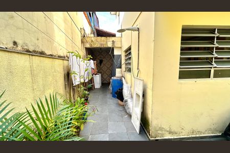 Casa à venda com 235m², 3 quartos e 3 vagasQuintal