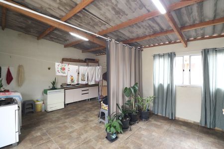 Casa à venda com 147m², 2 quartos e 4 vagas Casa à venda com 147m², 2 quartos e 4 vagasÁrea de Serviço