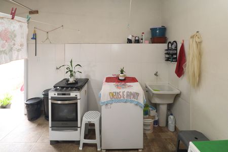 Casa à venda com 147m², 2 quartos e 4 vagas Casa à venda com 147m², 2 quartos e 4 vagasÁrea de Serviço