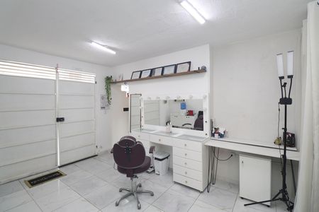 Garagem de casa à venda com 2 quartos, 147m² em Vila Gustavo, São Paulo