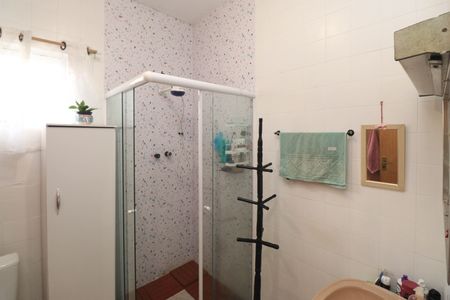 Casa à venda com 147m², 2 quartos e 4 vagas Casa à venda com 147m², 2 quartos e 4 vagasBanheiro
