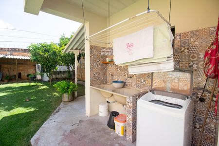 Casa à venda com 300m², 3 quartos e 4 vagasCozinha e Área de Serviço