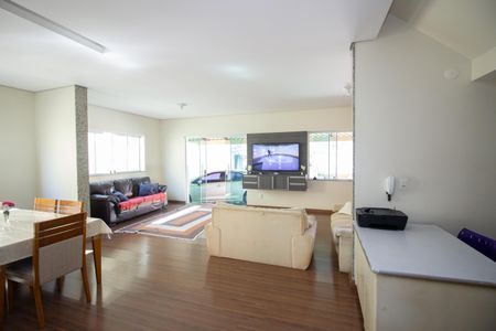 Sala de casa à venda com 3 quartos, 300m² em Tropical, Contagem