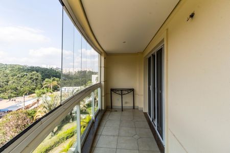 Apartamento para alugar com 113m², 3 quartos e 2 vagas Apartamento para alugar com 113m², 3 quartos e 2 vagasVaranda