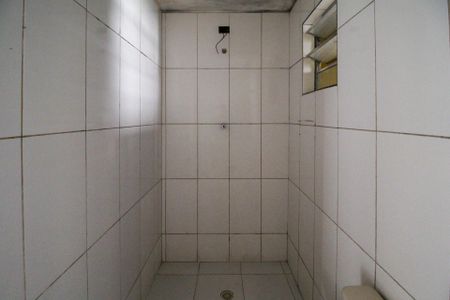 Banheiro de casa à venda com 1 quarto, 225m² em Casa Grande, Diadema